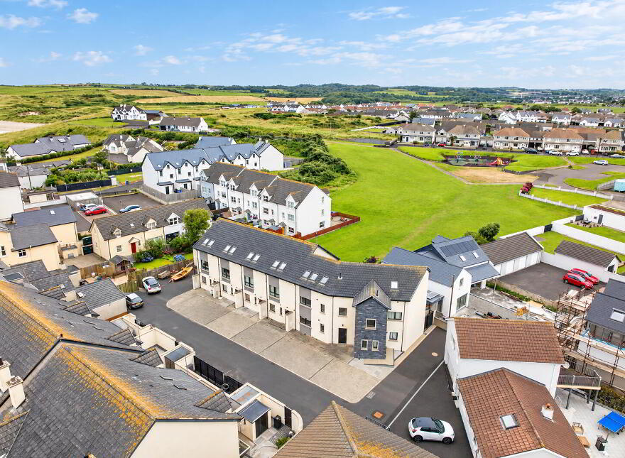 10 The Anchorage, Beach Road, Portballintrae, BT57 8WF