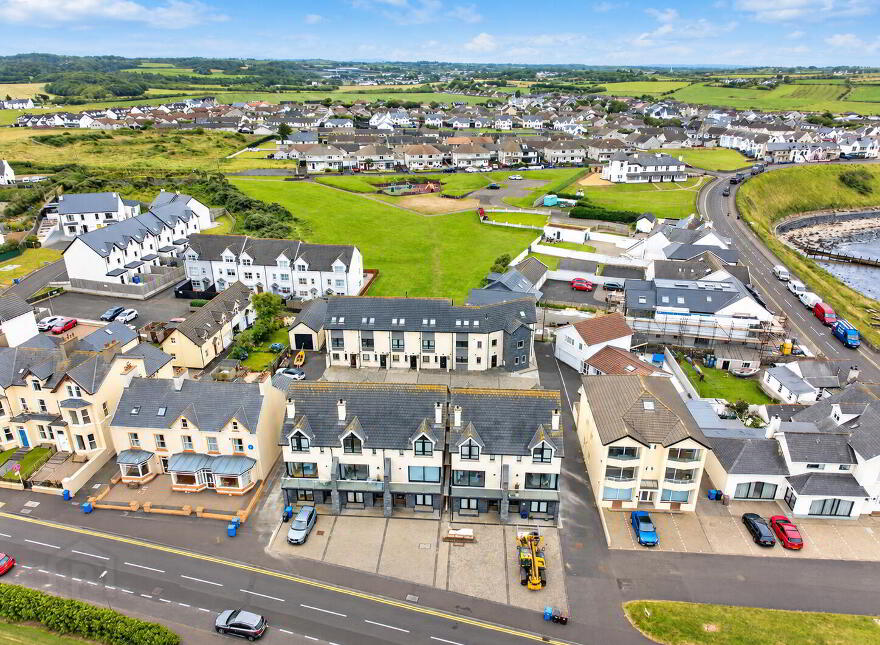 10 The Anchorage, Beach Road, Portballintrae, BT57 8WF