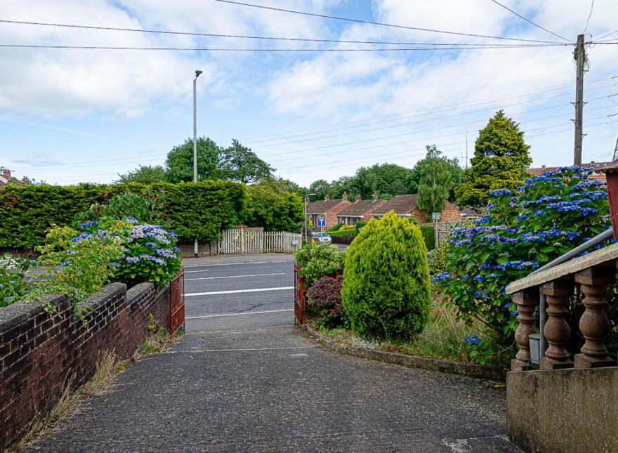 29 Ballygowan Road, Belfast, BT5 7LJ