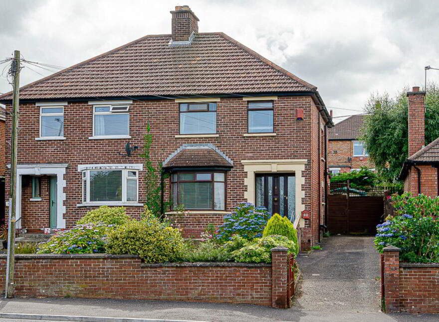 29 Ballygowan Road, Belfast, BT5 7LJ