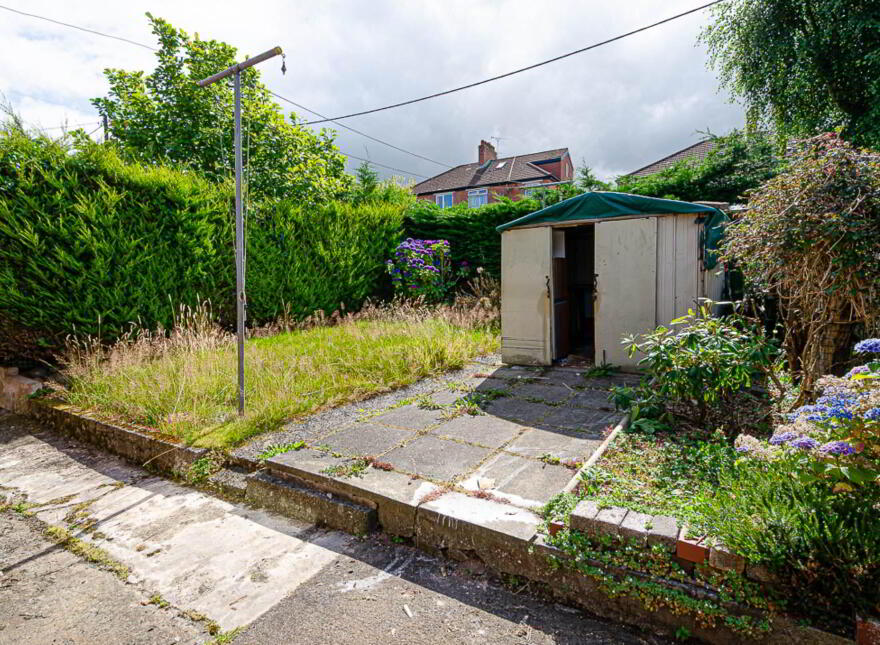 29 Ballygowan Road, Belfast, BT5 7LJ