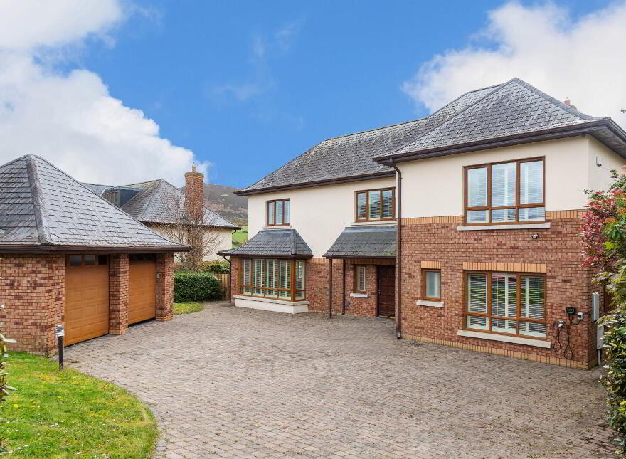 24 Rocky Valley Crescent, Kilmacanogue, Bray, A98V578