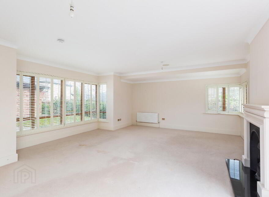 24 Rocky Valley Crescent, Kilmacanogue, Bray, A98V578