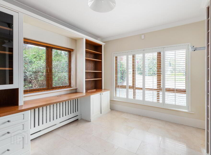 24 Rocky Valley Crescent, Kilmacanogue, Bray, A98V578