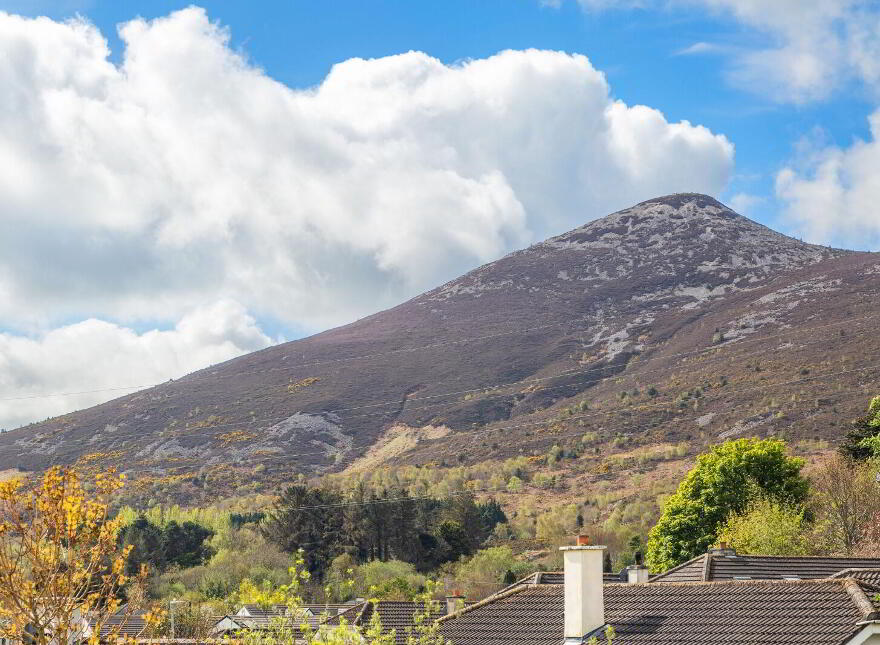 24 Rocky Valley Crescent, Kilmacanogue, Bray, A98V578