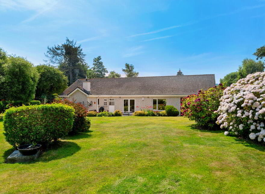 Hollybank, 3 Riverfield, Delgany, A63DA22
