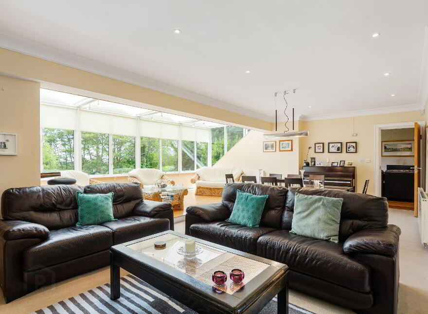 Ballyshane, Woodside Road, Sandyford, Sandyford, D18T8Y1