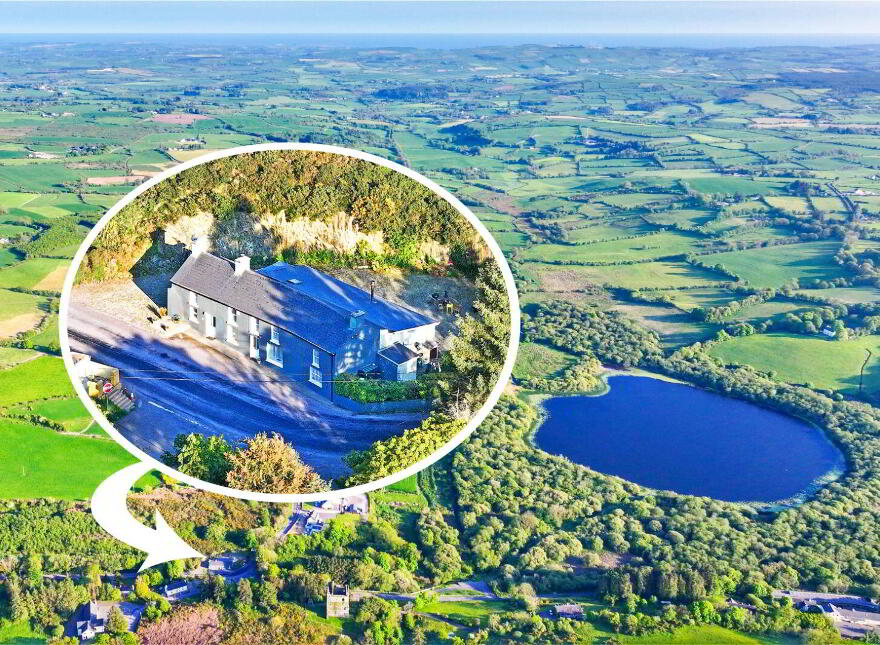 Ballinacarriga, Ballynacarriga, P47W778