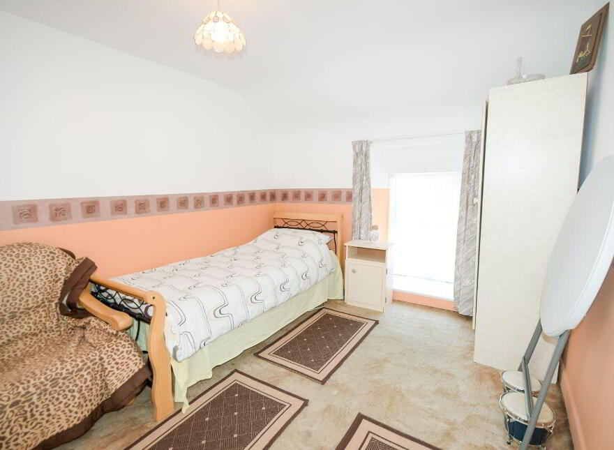 Ballinacarriga, Ballynacarriga, P47W778