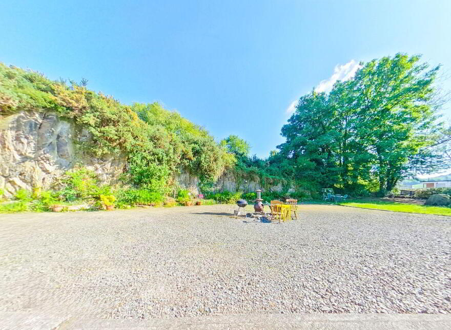Ballinacarriga, Ballynacarriga, P47W778