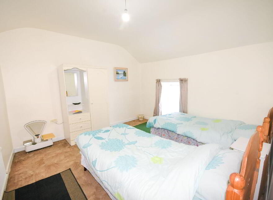 Ballinacarriga, Ballynacarriga, P47W778