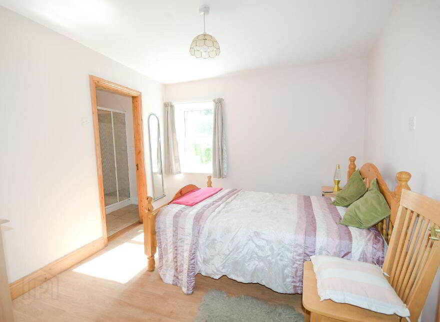 Ballinacarriga, Ballynacarriga, P47W778