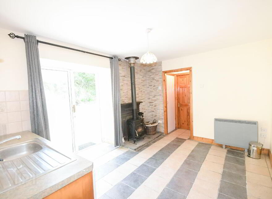 Ballinacarriga, Ballynacarriga, P47W778