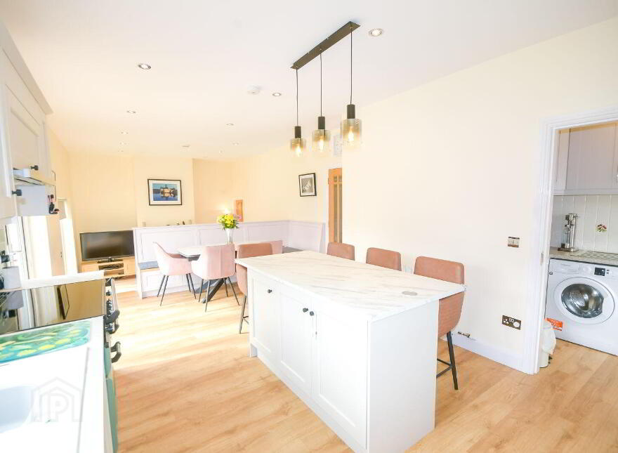 14 The Pines, The Miles, Clonakilty, P85DC93