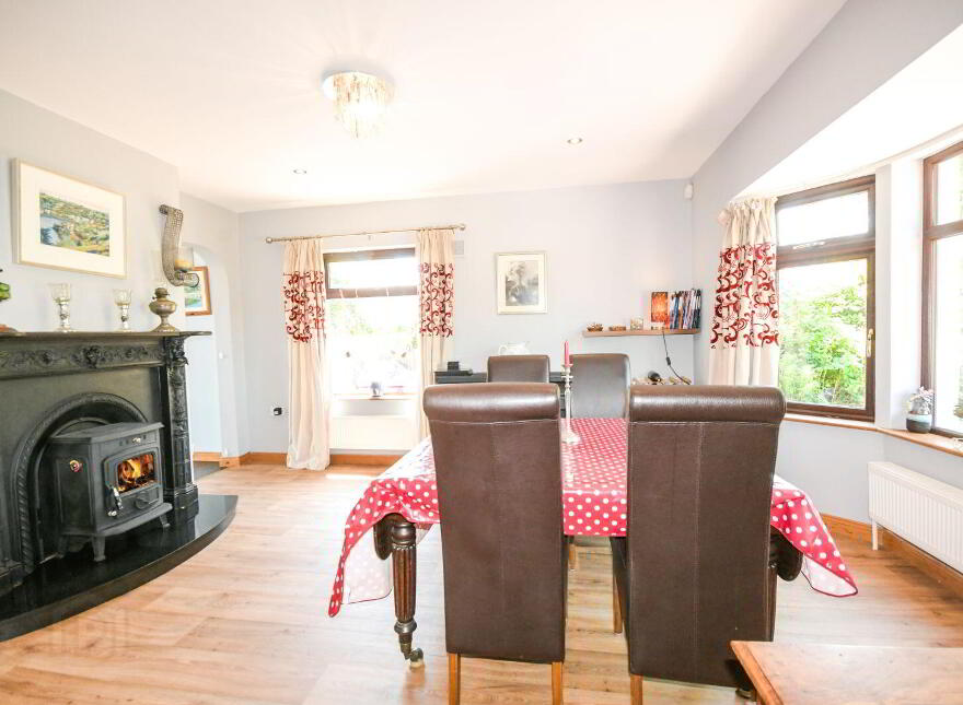 Whitethorn Lodge, Farnahoe, Innishannon, T12VH0V