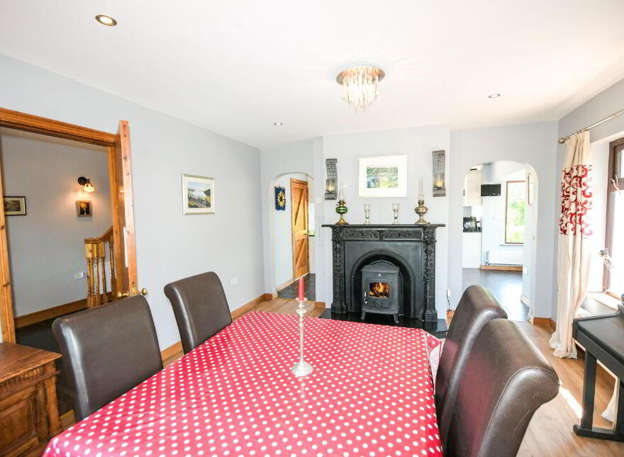 Whitethorn Lodge, Farnahoe, Innishannon, T12VH0V