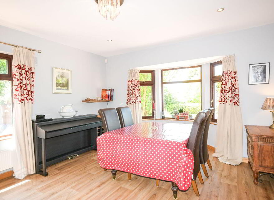 Whitethorn Lodge, Farnahoe, Innishannon, T12VH0V