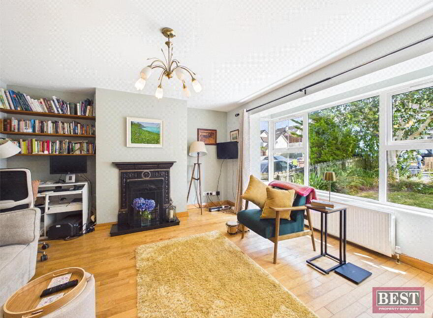 9 Carrickdesland, Warrenpoint, Newry, BT34 3WJ