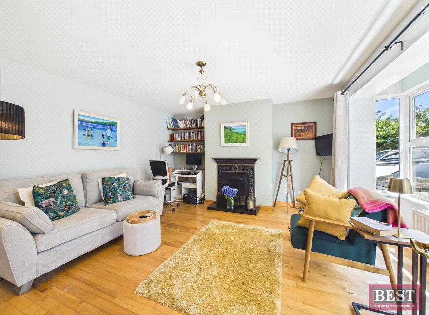 9 Carrickdesland, Warrenpoint, Newry, BT34 3WJ