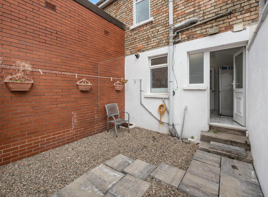 105 Hyndford Street, Belfast, BT5 5JF