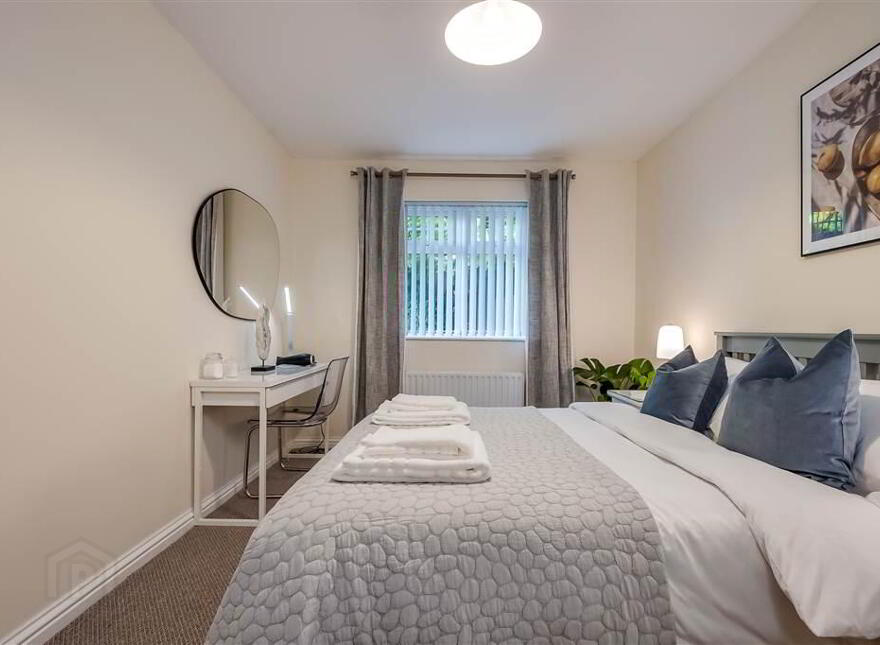 2 Glendale Court, 182 Saintfield Road, Belfast, BT8 6HN