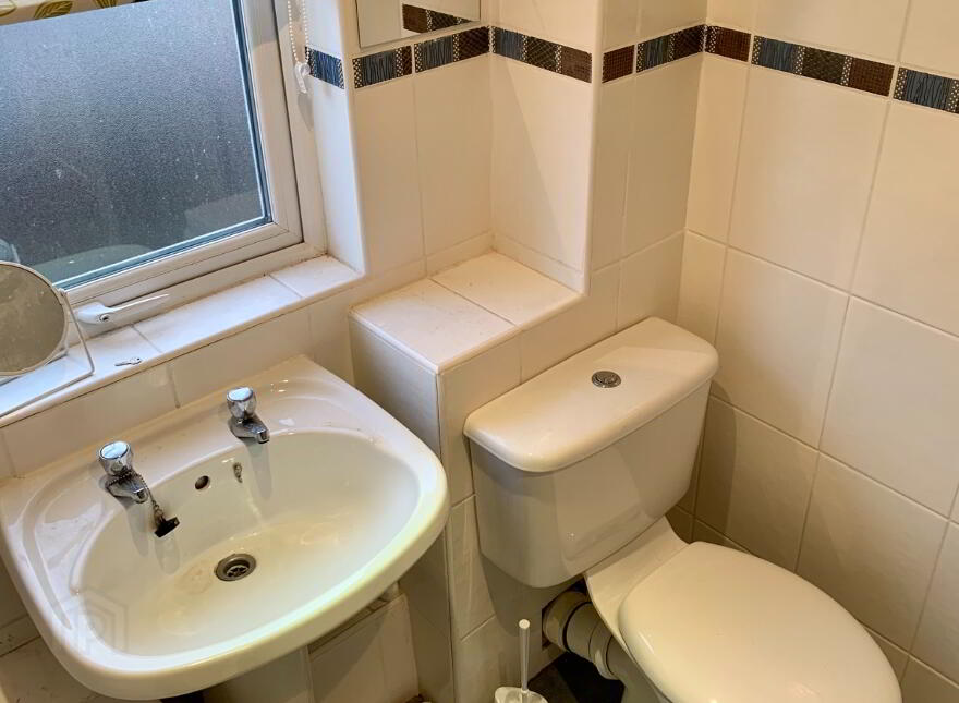 9f Grange Drive, Ballyclare, BT39 9EU