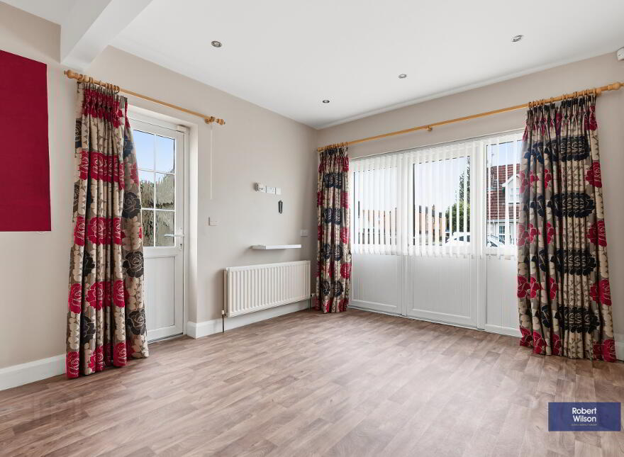 10 Lilburn Hall, Lurgan, BT66 7TL
