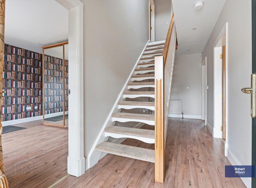 10 Lilburn Hall, Lurgan, BT66 7TL
