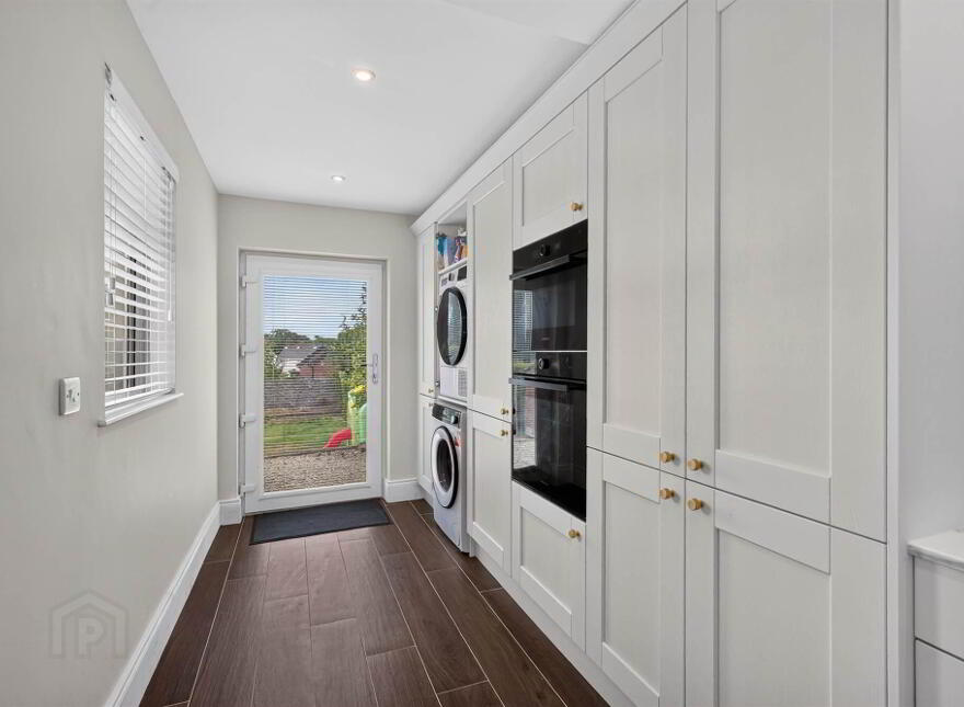 6 Kingsway Avenue, Gilnahirk Road, Belfast, BT5 7DN