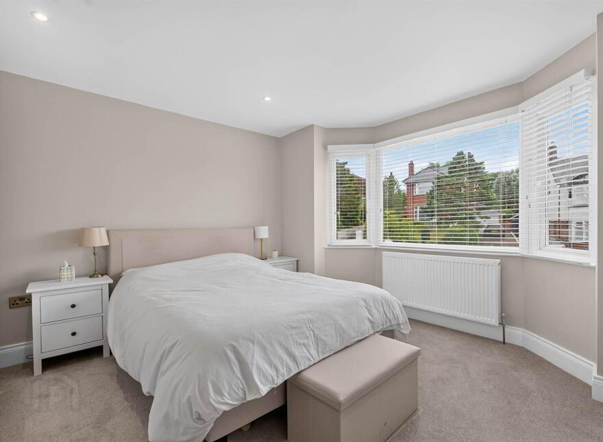 6 Kingsway Avenue, Gilnahirk Road, Belfast, BT5 7DN