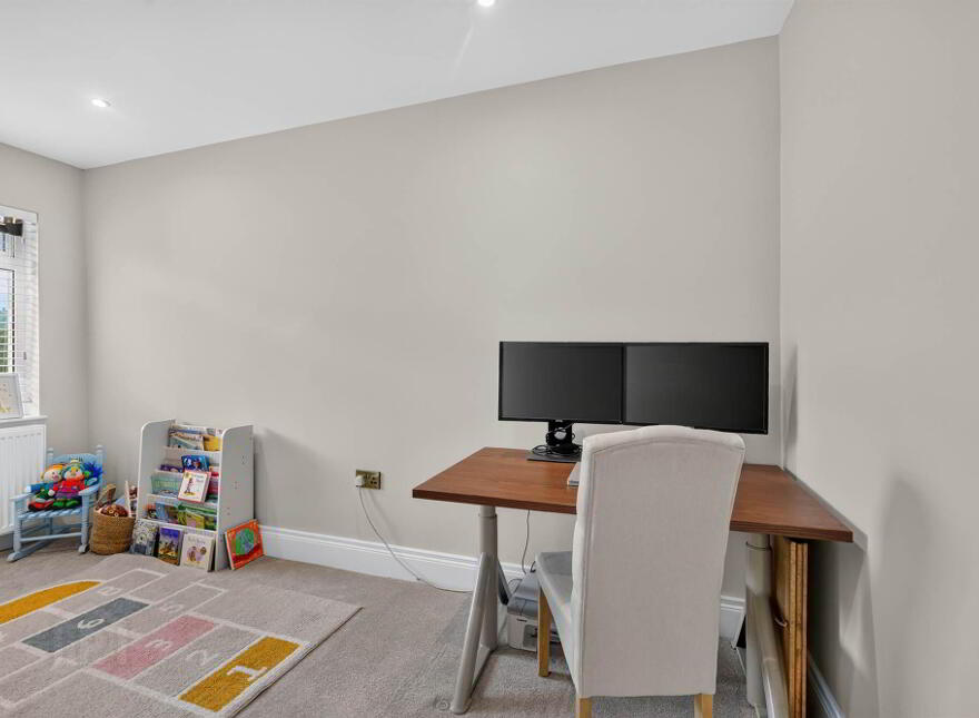 6 Kingsway Avenue, Gilnahirk Road, Belfast, BT5 7DN