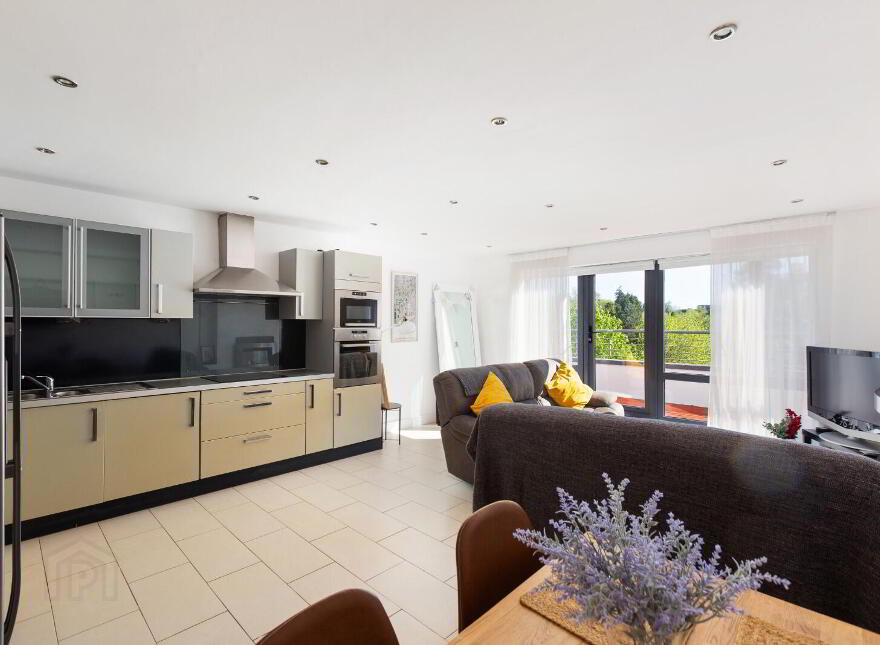Apartment 17 Le Hunt House, Cabinteely, Cabinteely, D18F384