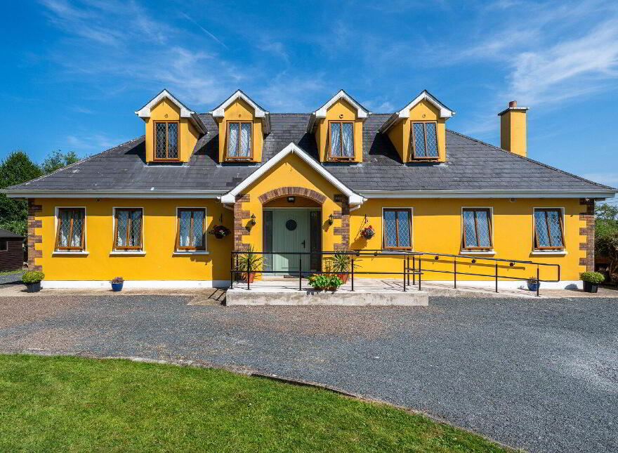 Rooskey, Rooskey, N41DP70