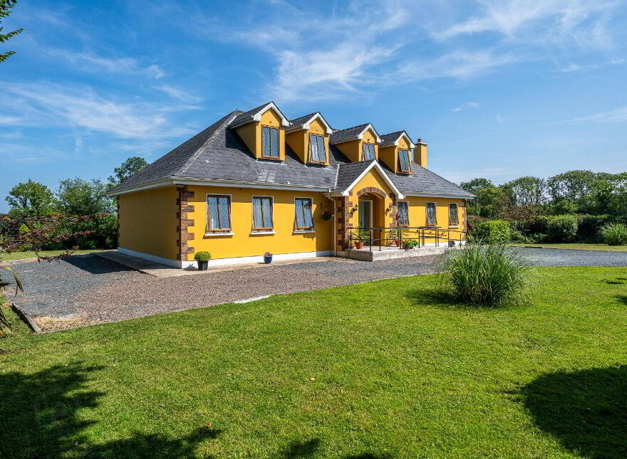 Rooskey, Rooskey, N41DP70
