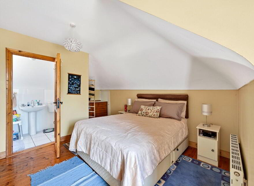 Rooskey, Rooskey, N41DP70