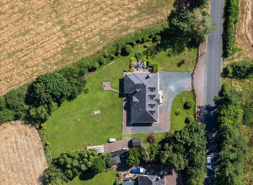 Rooskey, Rooskey, N41DP70