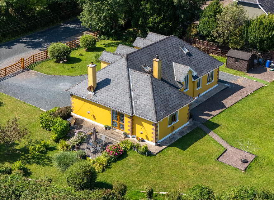 Rooskey, Rooskey, N41DP70