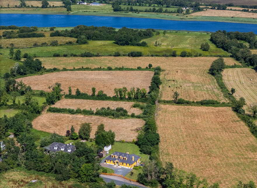 Rooskey, Rooskey, N41DP70