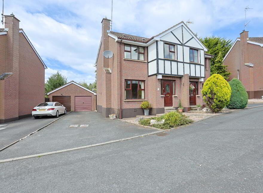 21 Sandringham, Portadown, Craigavon, BT63 5BW photo