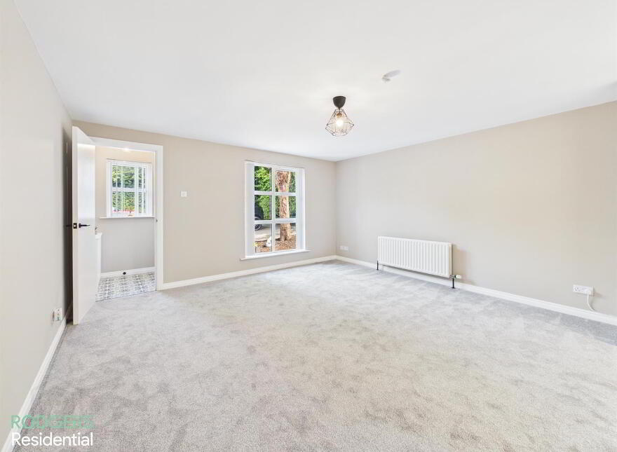 37 Richmond Avenue, Holywood, BT18 9TE