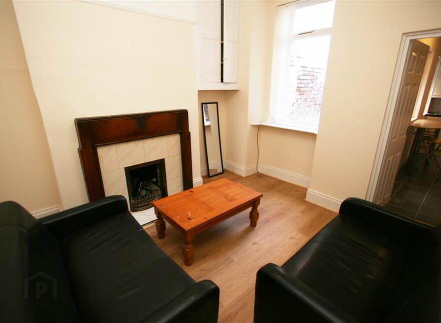 67 Ulsterville Gardens, Lisburn Road, Belfast, BT9 7BB