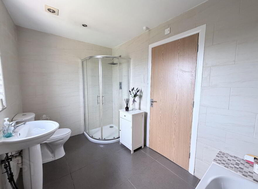 65 Roes Hill, Lawrencetown, BT63 6FB