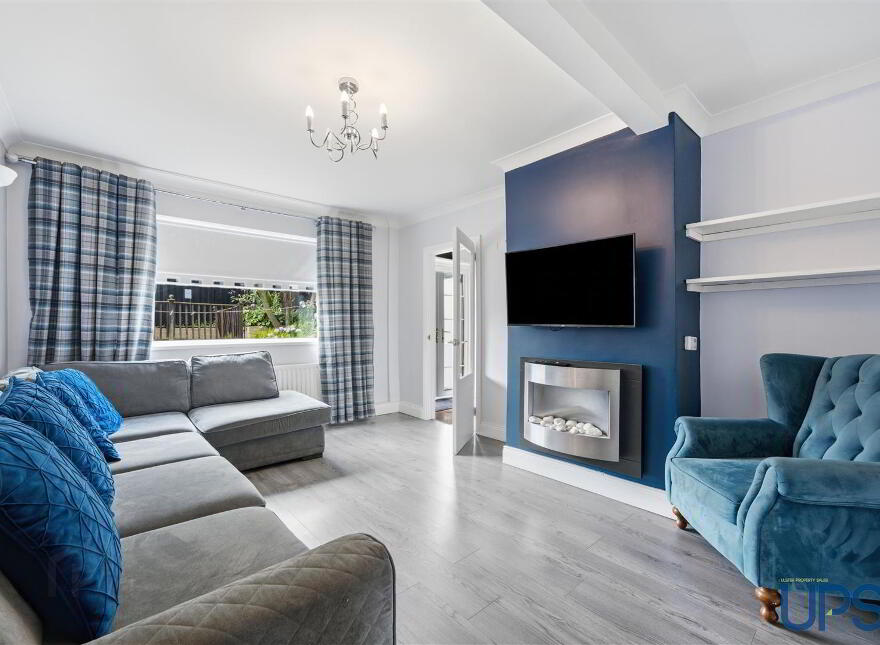 26 Whitecliff Parade, Belfast, BT12 7JS