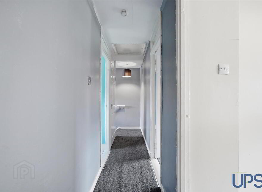 26 Whitecliff Parade, Belfast, BT12 7JS