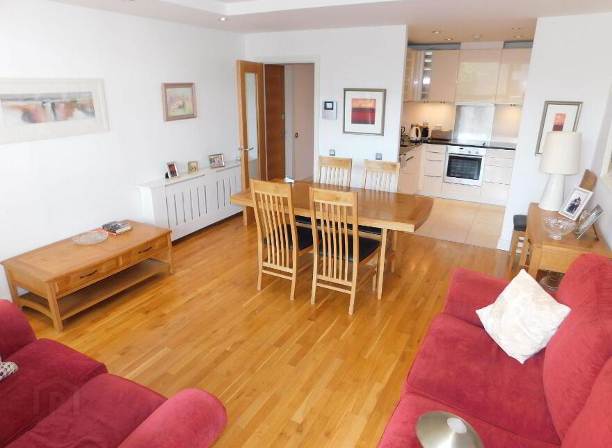 15 The Fastnet, Lancaster Gate, Western Road, T12PF50