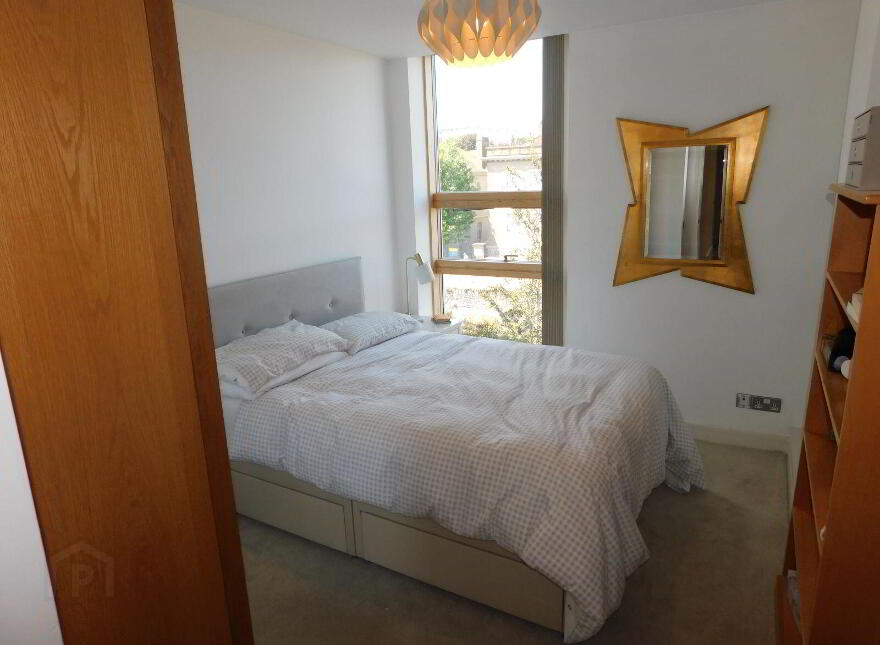 15 The Fastnet, Lancaster Gate, Western Road, T12PF50