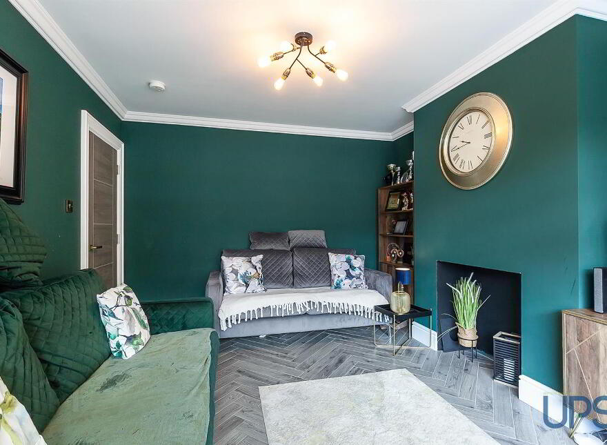 5 Killeaton Crescent, Dunmurry, Belfast, BT17 9HB