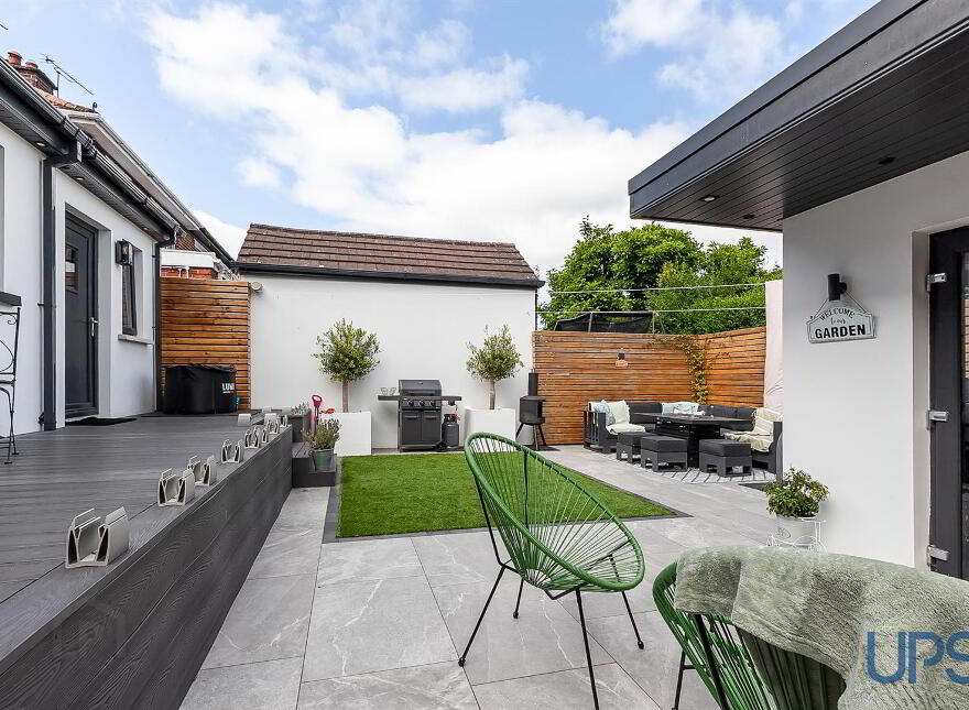 5 Killeaton Crescent, Dunmurry, Belfast, BT17 9HB