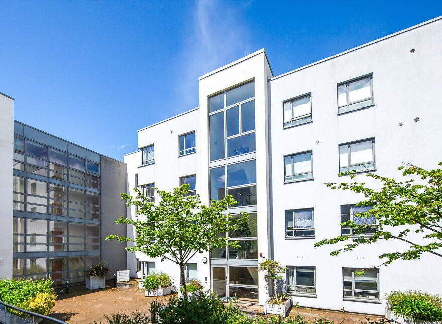 Apartment 33 Grove Court, Blanchardstown, Blanchardstown, D15WN3K photo