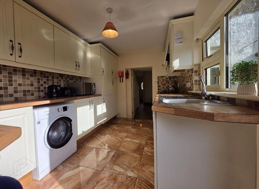14 Urban Terrace, Upper Rock Street, Tralee, V92K3C3